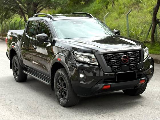 NISSAN FRONTIER 2.3 16V TURBO DIESEL PRO4X CD 4X4 AUTOMÁTICO